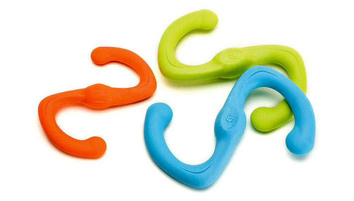 Zogoflex Bumi Dog Toys  An innovative S shape that flexes out to twice its length, a great companion for any trip to the yard, park or water. Just dont get caught.
