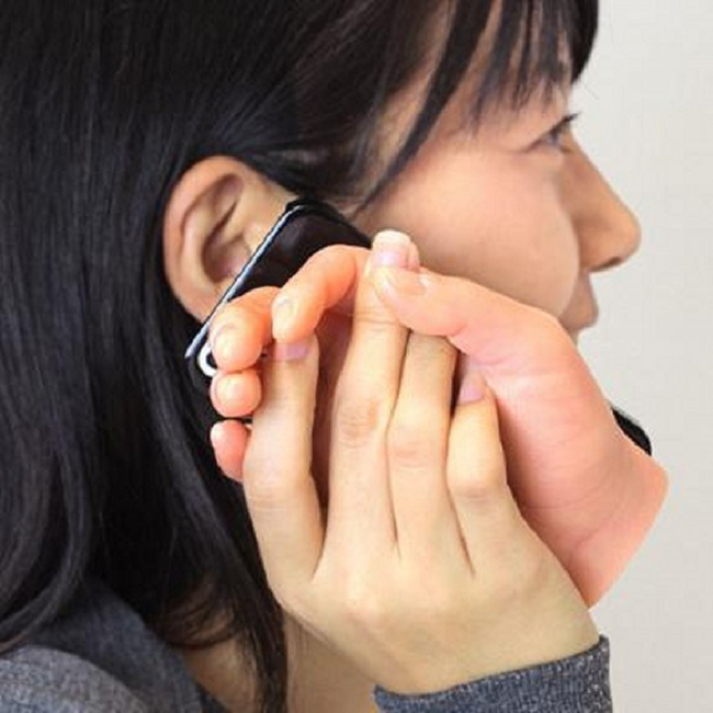 iPhone Case Includes Fake Hand For Those Craving Human Contact