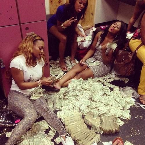 Everyday Is Payday When You're A Stripper