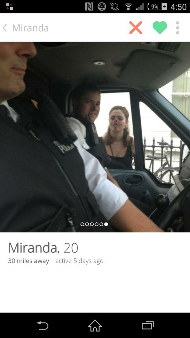 22 Hilarious Tinder Profiles