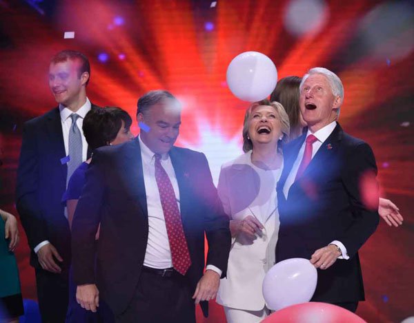 Bill Clinton Really Loves Some F@*king Balloons