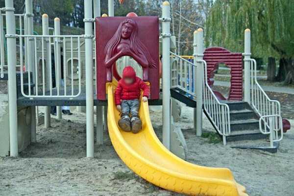 26 Awkward Playgrounds To Keep Your Kids Away From