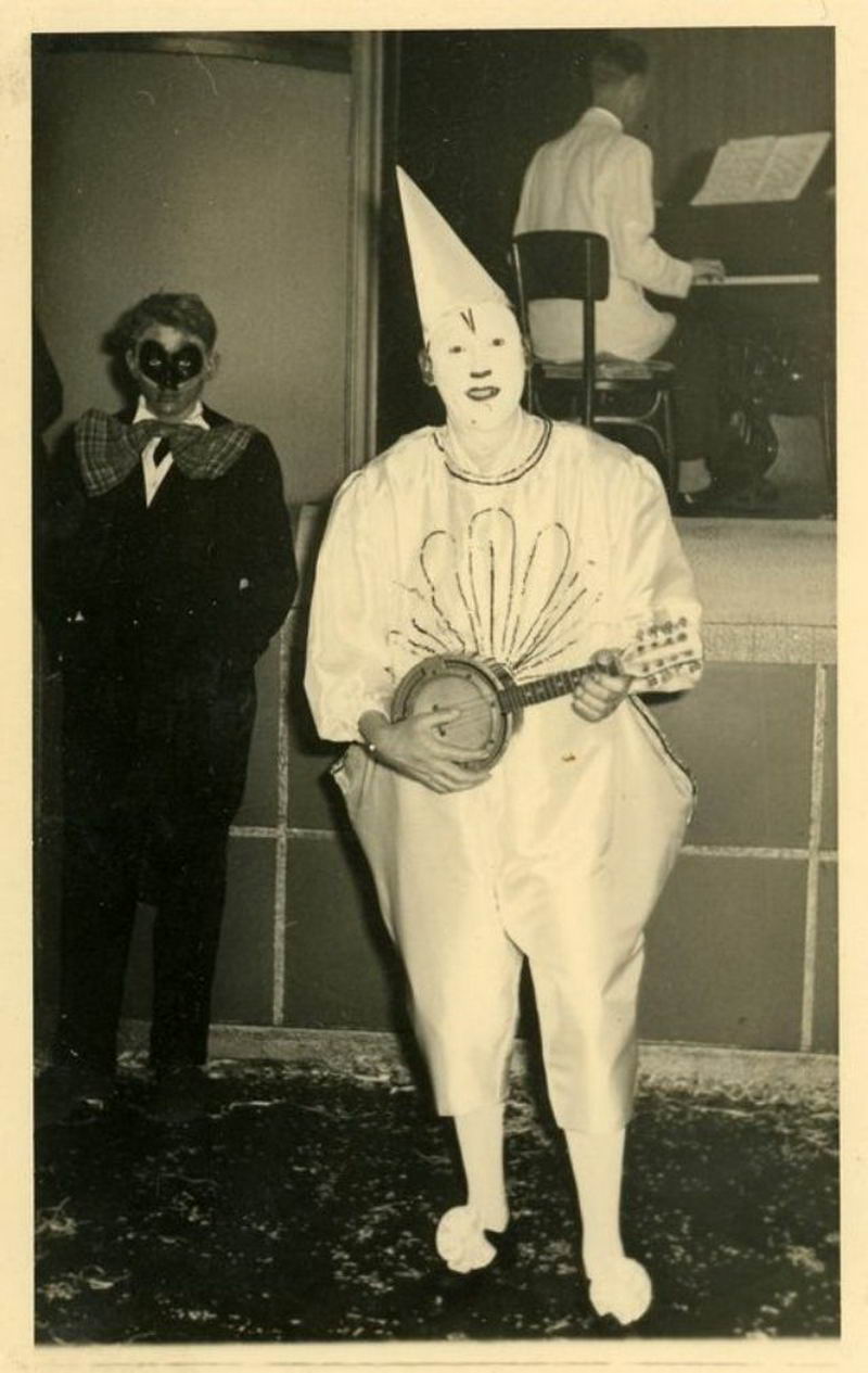 vintage old fashioned clown