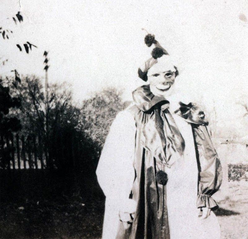 vintage scary clowns