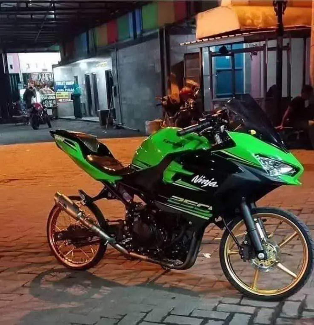 motorcycle - Baru 2 Ninja