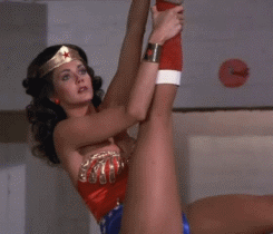 5 Gifs For Wonderwoman's Sexiness
