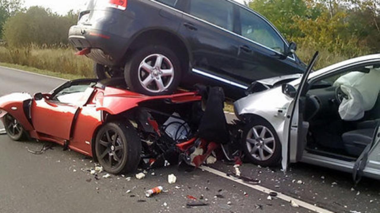 Thinking of driving to work today? Think again.
Back in 1993, the British Medical Journal published a study which revealed that there is a ‘significant level’ of traffic-related incidences in the UK on a Friday the 13th compared to another days/dates of the year.