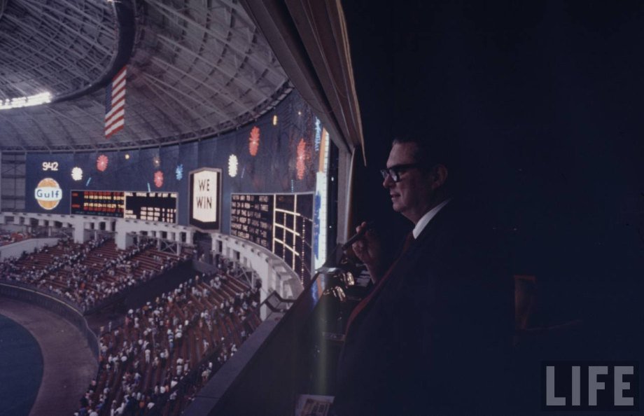 Opened in 1965, the Astrodome in Houston, Texas was home to the Houston Astros, Houston Oilers, and Roy Hofheinz. Whos Roy Hofheinz, you ask? Hes the former Mayor of Houston and a pioneer of modern stadiums that built a private home in this revolutionary building. It had just about everything a gentleman could ever desire.Here Roy is seen looking out at what has to be the greatest yard a home has ever had