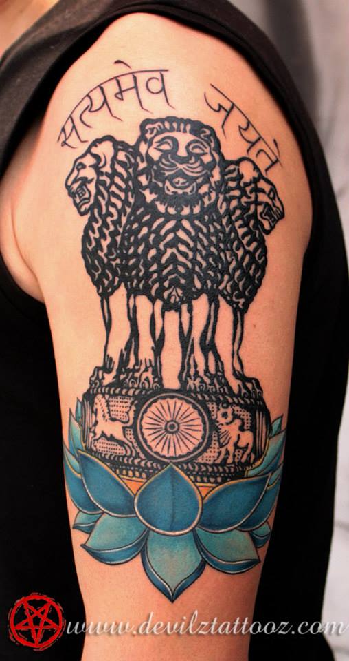 This guy from France fell in love with India so much that he ended up getting the Indian national emblem tattooed with the National flower of India, the Lotus which also represents peace and spirituality Artist: Alex