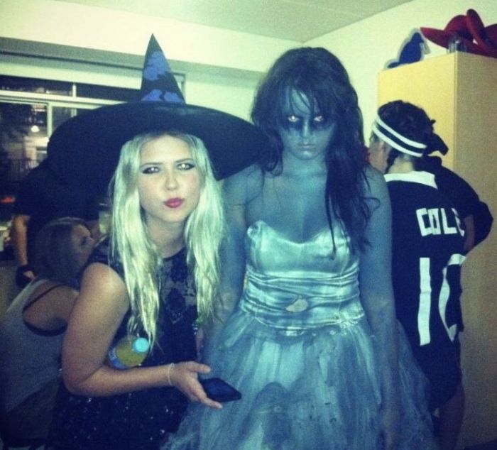 there are two types of girls on halloween