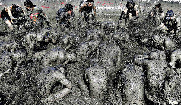 Boryeong Mud Festival
Originally used to promote the benefits of mud cosmetics, the two-week Boryeong Mud festival has grown exponentially, expecting 2.2 million visitors a year. The most popular days of the festival tend to fall on the second weekend of July.