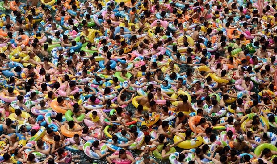 This pool in China with over 8000 people in it