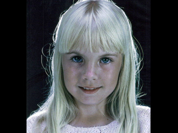Heather O’Rourke.  O’Rourke played Carol Anne in the iconic 1982 film Poltergeist. She was selected by Steven Spielberg himself for the part and spouts the now iconic line “they’re here”. Following the film she was diagnosed with Intestinal Stenosis in 1988 and died due to complications from an operation at the age of 12.