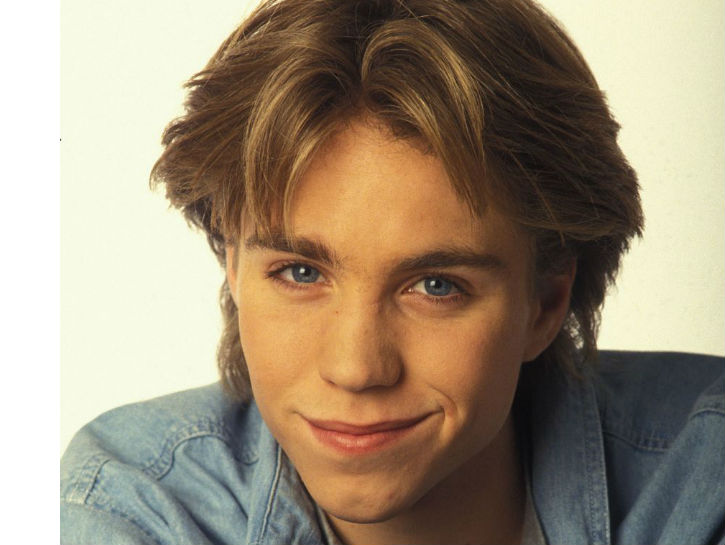 Jonathan Brandis. Jonathan Brandis was a model before landing the starring role in Steven Spielberg’s Seaquest DMV which also led to him working as a writer and producer. Unfortunately after a long struggle with depression Brandis hung himself at 27.