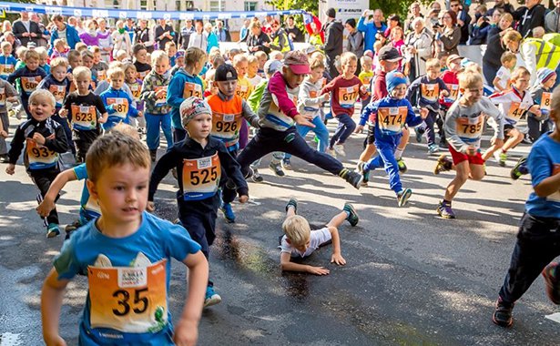 kids running competition - 72.07 525