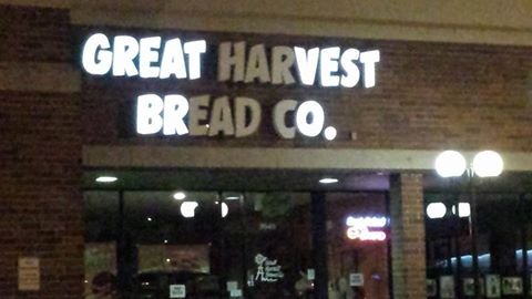 signage - Great Harvest Bread Co.