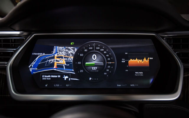 The Tesla Model S driving display