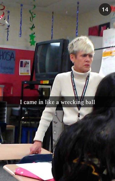 snapchat funny snaps - I came in a wrecking ball