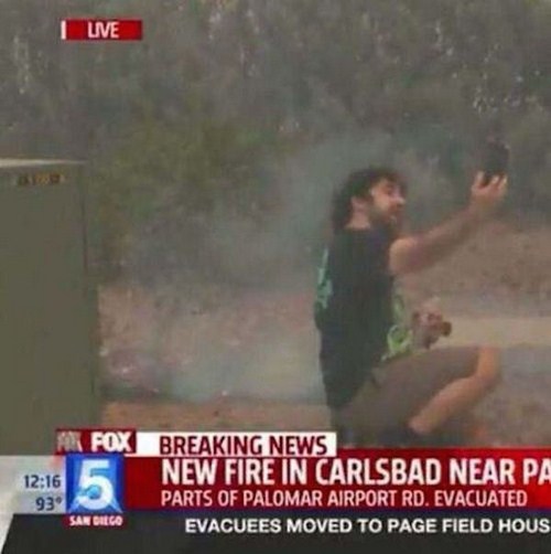worst time to take a selfie - Uve 93 Fox Breaking News New Fire In Carlsbad Near Pa Parts Of Palomar Airport Rd. Evacuated San Diego Evacuees Moved To Page Field Hous