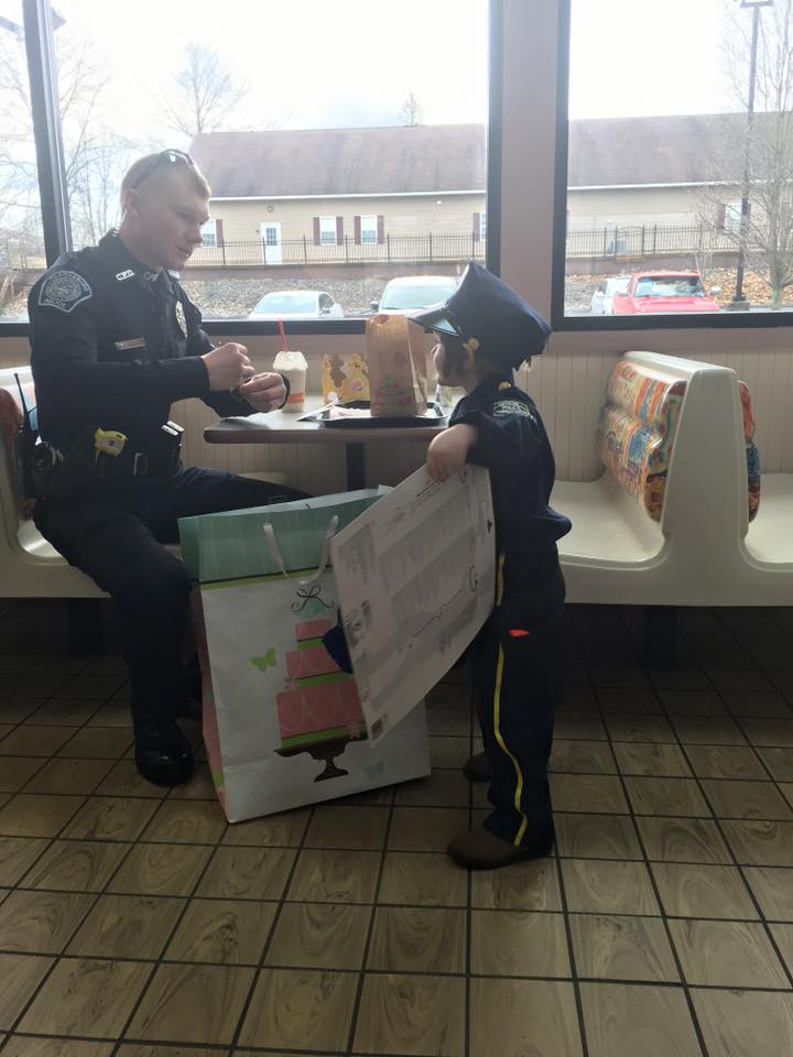 Cop Picks Up This Little Girl And Waits For Order, But When They Turn...