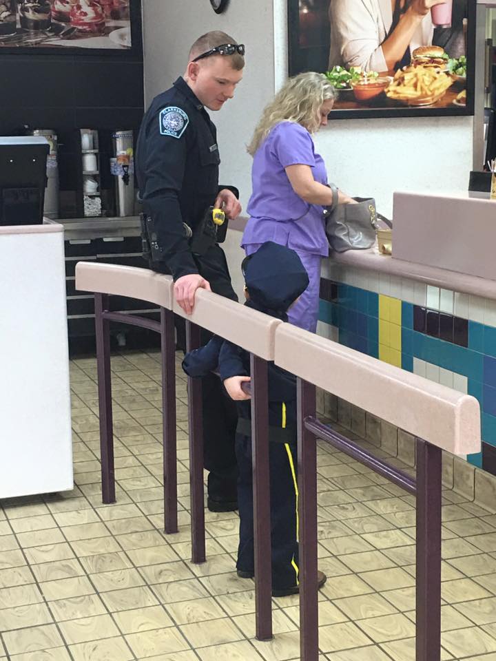 Cop Picks Up This Little Girl And Waits For Order, But When They Turn...