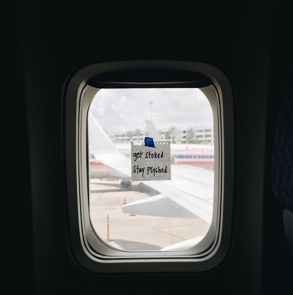 Flight Attendant Leaves Notes of Encouragement For Her Passengers