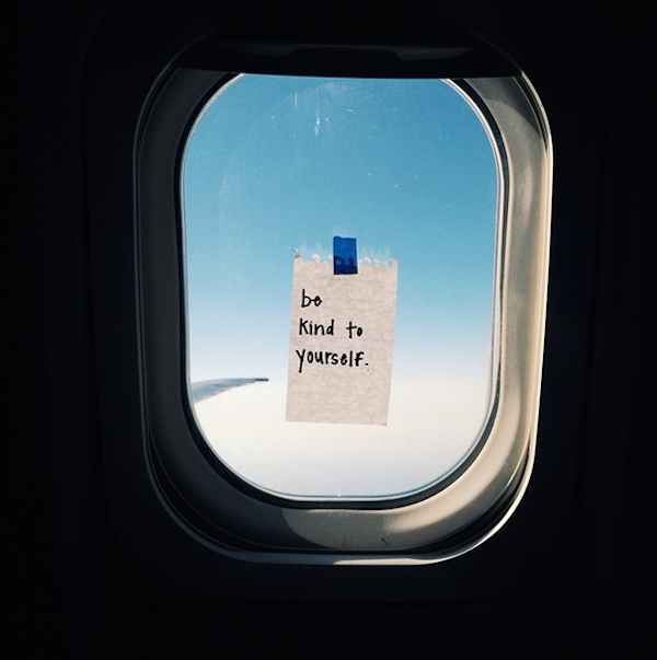 Flight Attendant Leaves Notes of Encouragement For Her Passengers