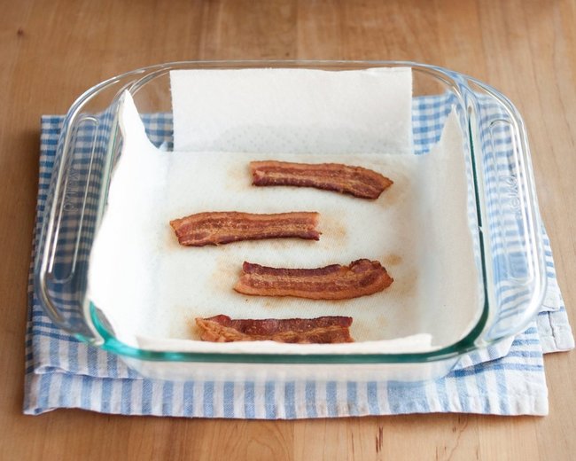 A couple of rounds in the microwave is the perfect way to crisp a single serving of bacon FAST. http://www.thekitchn.com/how-to-cook-bacon-in-the-microwave-cooking-lessons-from-the-kitchn-200719#_