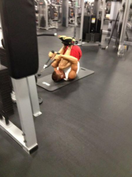 27 People Who Don't Belong At The Gym