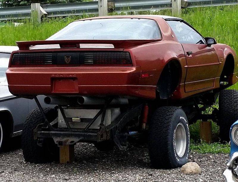 Trans-AM with lift kit and large tires
