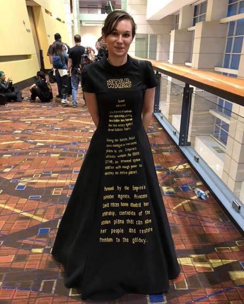 star wars crawl dress - sam Ceny batth cold per the Empires Stam. an award space statian with our to estoy en entire planet Pursued by the Empires sinister agents. Aincess Leid races Home dboard her strship, custodian of the stolen plans that can sove her