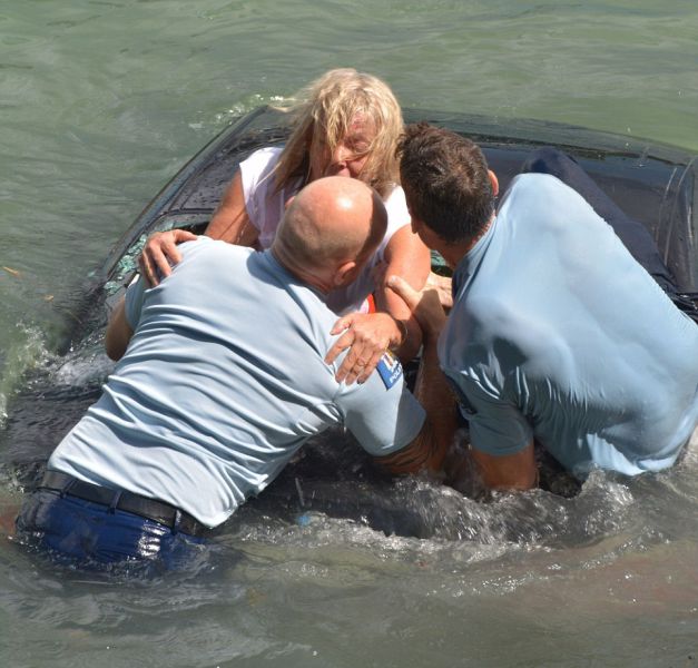 Gripping Images Capture a Daring Water Rescue by Police Officers