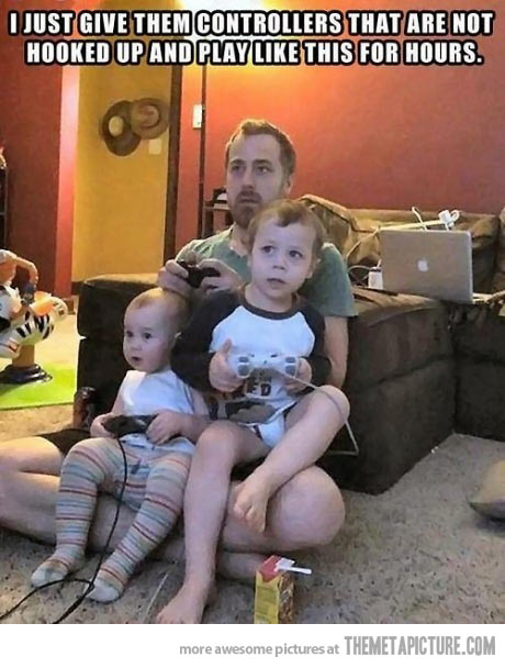 Dads doing the parent-thing (25 funny pics)