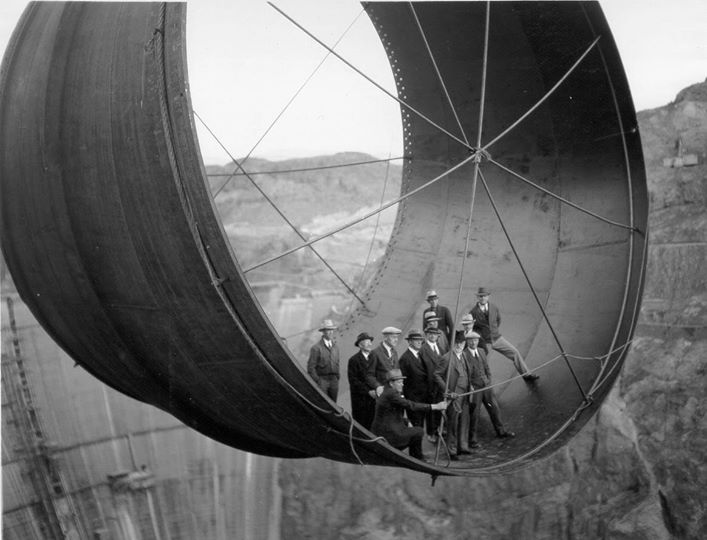 Building the Hoover Dam -damn!