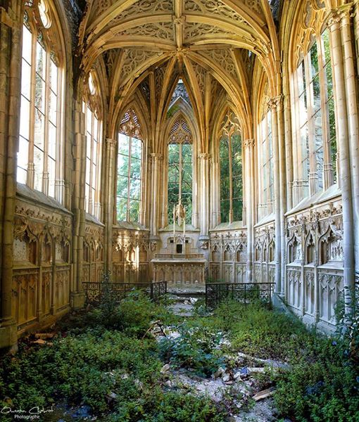 An abandoned church in France