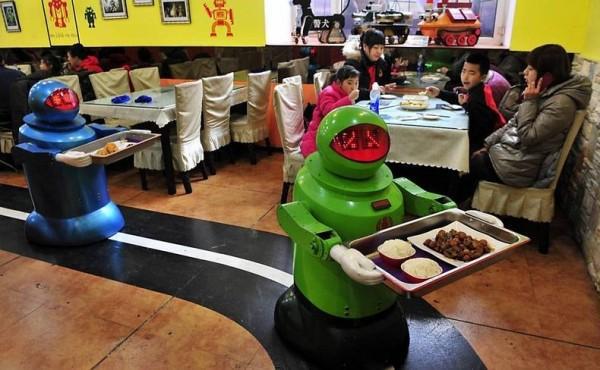 This restaurant in China is run entirely by robots