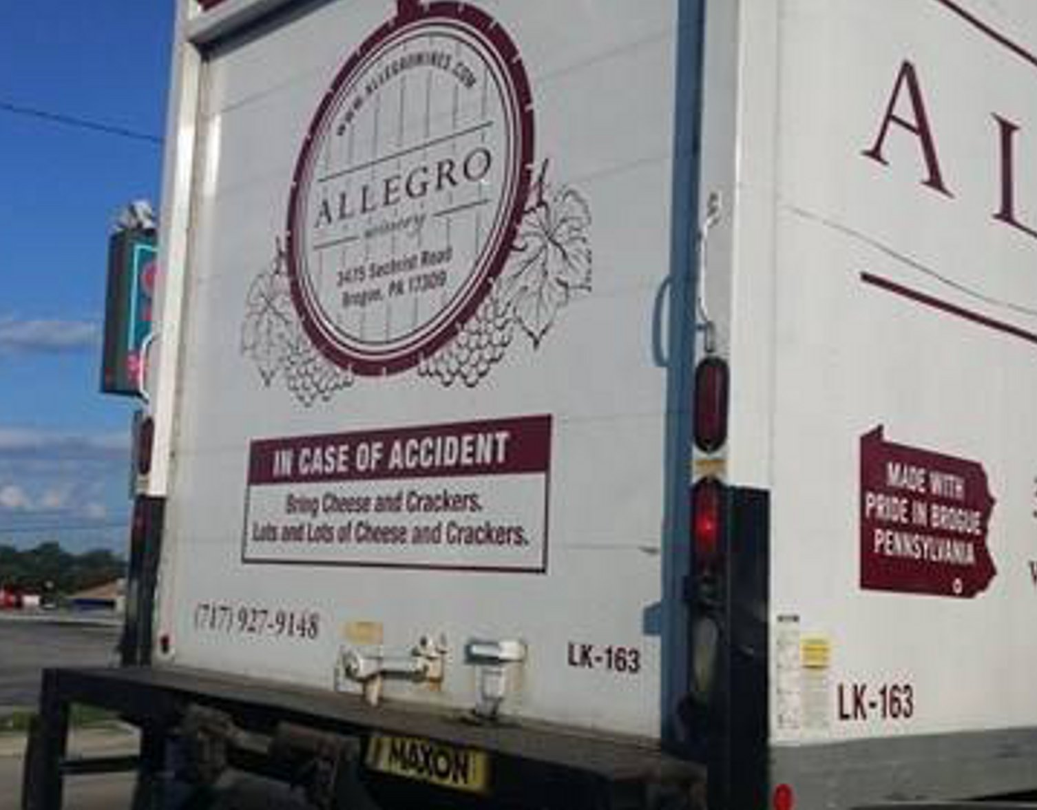 wine truck in case of accident - Allegro 1215 Seleb Toot In Case Of Accident Videt Sep Cheese and Crackers Laluand les of Cheese and Crackers. Pode Pennsyudani 2177917.9148 Lk163 Lk163 Inoxoni
