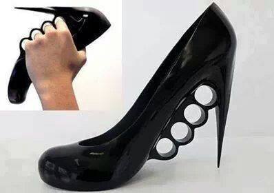 I. WANT. THESE!!!! (if they aren't just for show, that is- I have my license to carry.... )