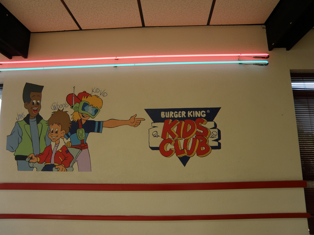 burger king kids club 1990 - Kid Vid Wheels Burger King Caw