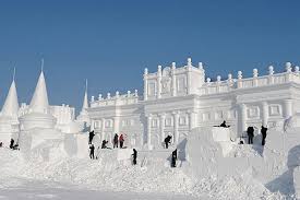 Amazing snow scultpures part II-