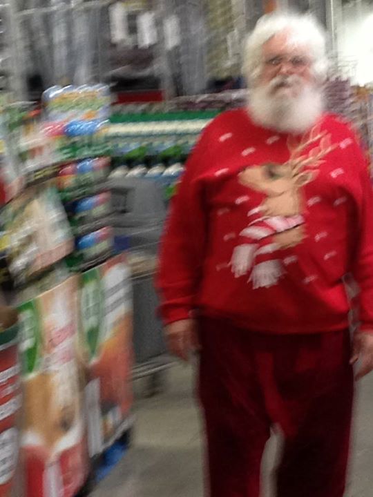 Santa shops at Sams?