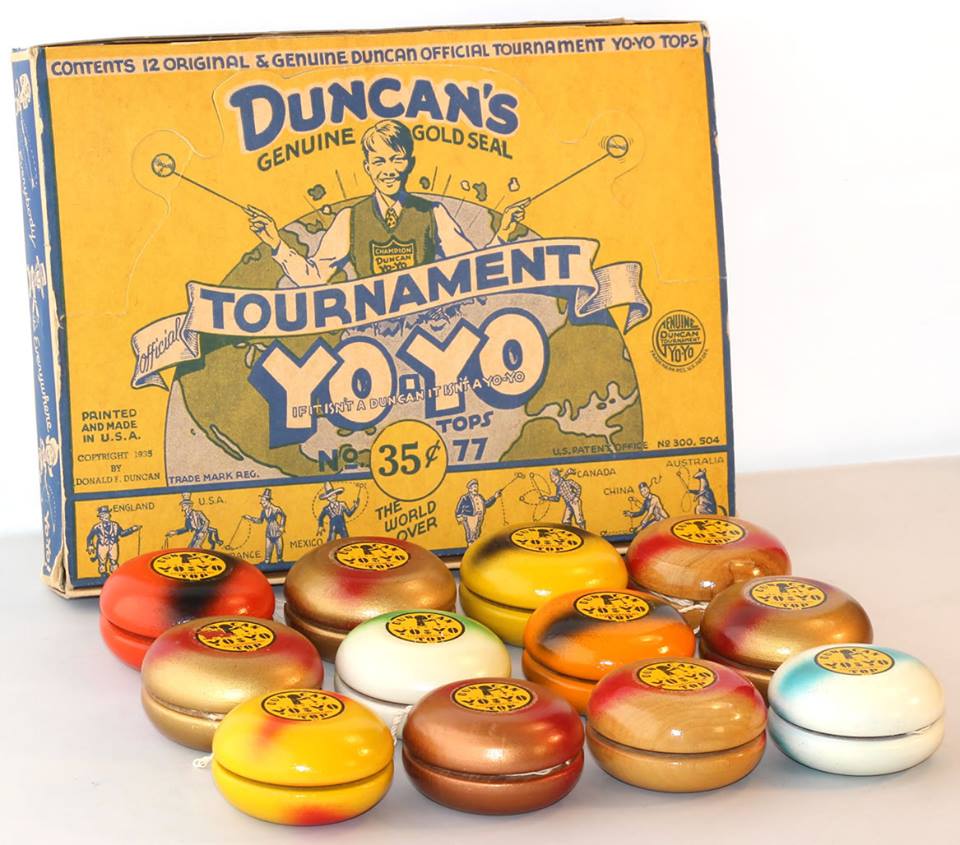 duncan yo yo vintage - Contents 12 Original & Genuine Duncan Official Tournament YoYo Tops Uncan Gold Seal Genuine Chardon Ournament In Ofitisnt A Dungan It Isnt A Yoyo Printed And Made In U.S.A. Tops 15 Datenti Orice N2 300, 504 Copyright 1935 No 35477 A