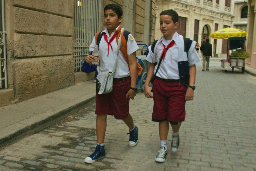 The middle schoolers in Cuba
