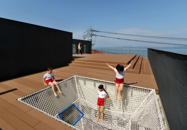 rooftop playgrounds architecture