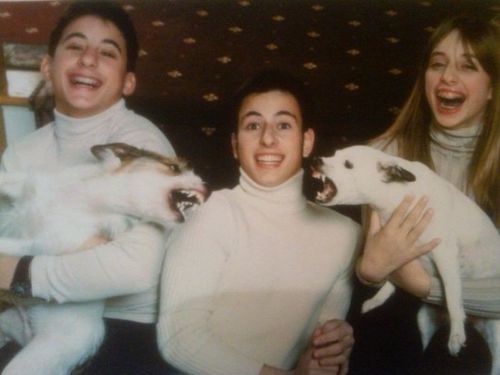 awkward family photos dogs