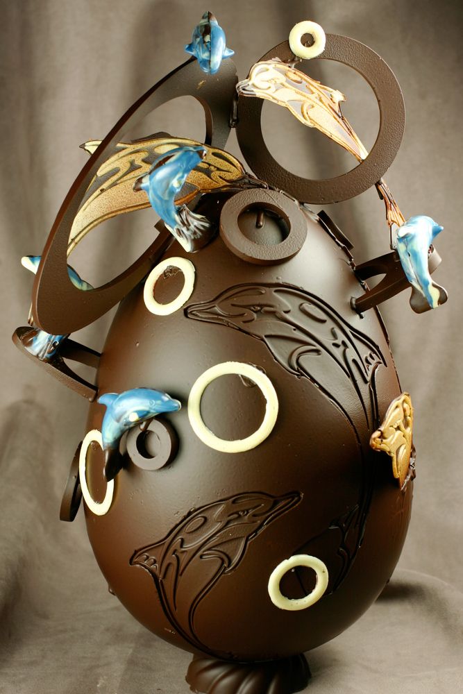easter egg chocolate showpiece - Coo