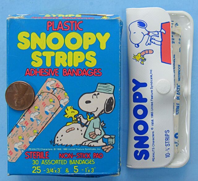 aquarade - Plastic Stropy Adhesive Bandages Sterile Plastk Waterproof 1958, 1965 United Feature Syndicate, Inc A Snoopy Peanuts Characters, 10Strips Peanuts Character 1964, 105 United Feature Syndicate, Inc Sterile NonStick Pad 30 Assorted Bandages 25 34"