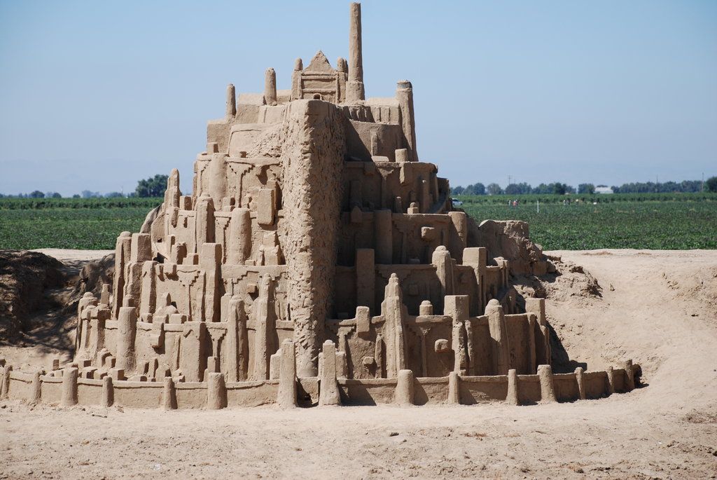 lord of the rings sand castle -
