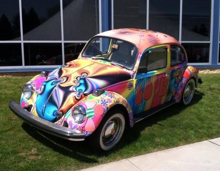 32 VW BEETLES for National VW BEETLE day