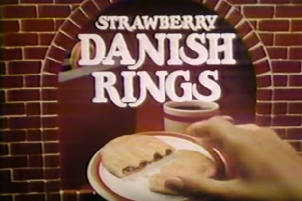 junk food - Strawberry Danish Rings